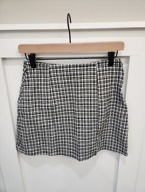 plaid mini skirt